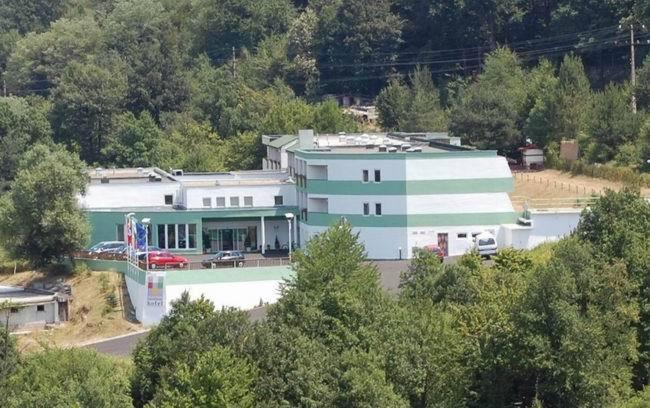 Hotel Seasons Tryavna Exterior photo