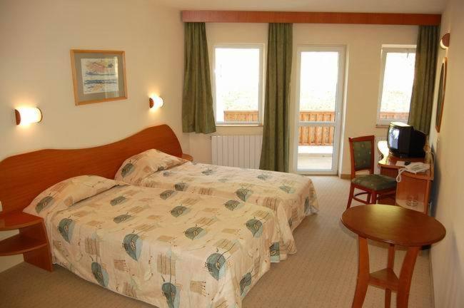 Hotel Seasons Tryavna Room photo